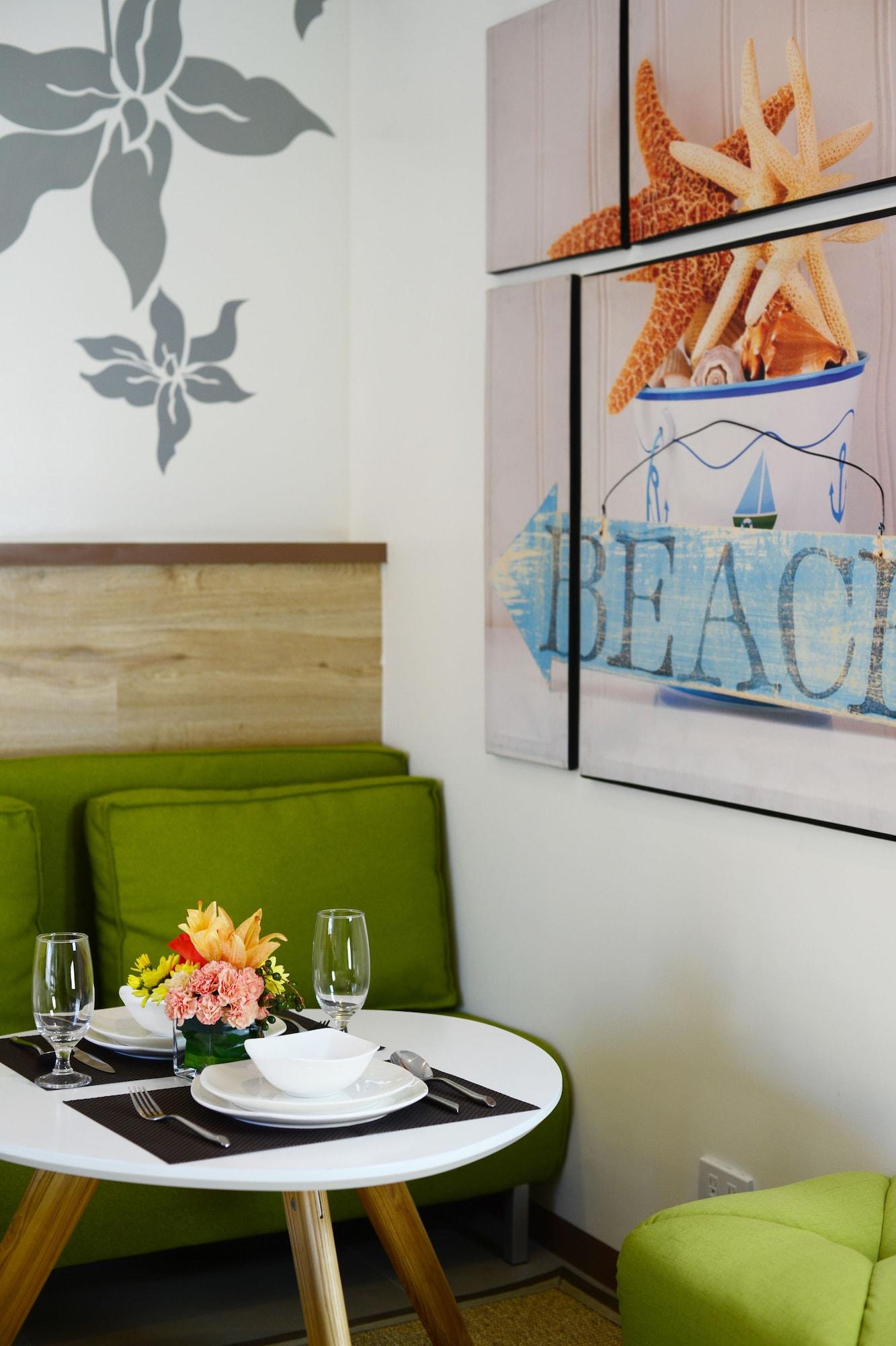 Resort Azalea & Residences Boracay