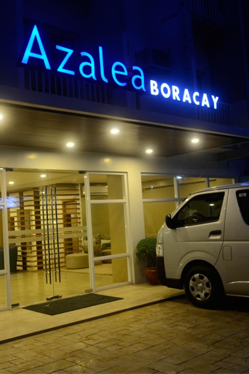 Resort Azalea & Residences Boracay 4*